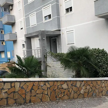 Mary's Sarande
